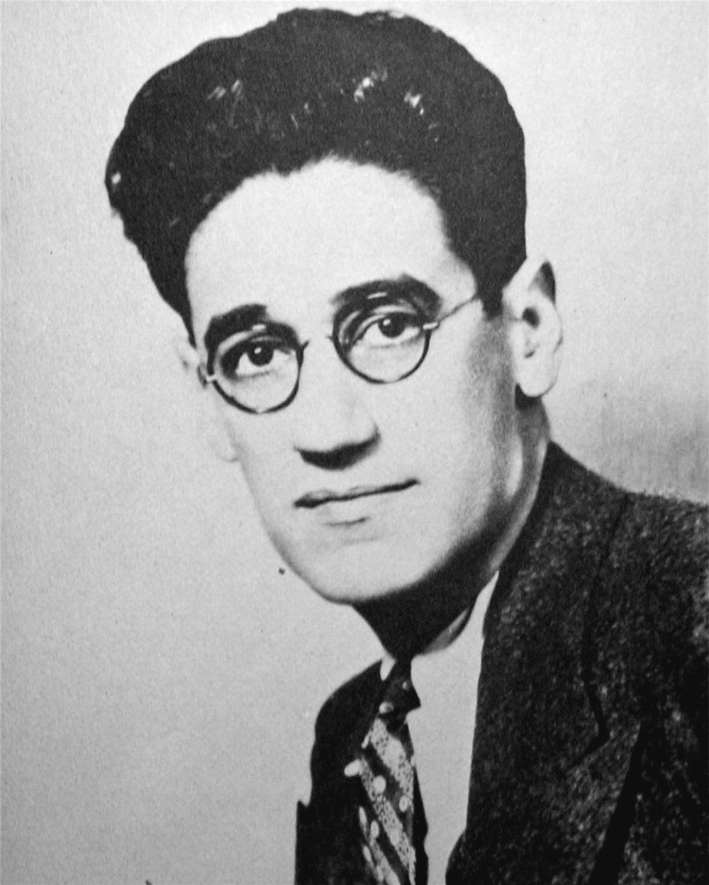 A young Groucho? Nope, but close—it's George S. Kauffman, writer for the Marx Brothers and co-author of the 1921 comedy "Dulcy," in revival at Pittsburgh Playwrights.