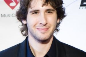 Josh Groban at the Grammy Auction in 2009. (Photo: Christopher Simon and Wikipedia.)