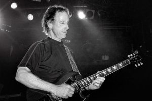Robby Krieger playing his Gibson SG guitar at a performance in London in 2007. photo: Caroline Bonarde Ucci.