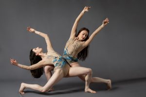Dancers Erin Patterson and Rachel Harman strike a balance of power in Texture's 'Personal & Powerful.' (photo: Mark Simpson)