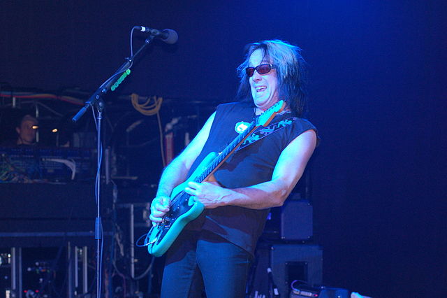 Todd Rundgren jamming in concert in 2009. photo: Carl Lender.