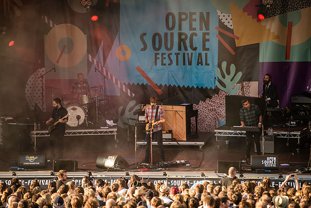 Death Cab for Cutie performing at the Open Source Festival 2015 in Germany at Düsseldorf Galopprennbahn. (Photo: Markus Felix)