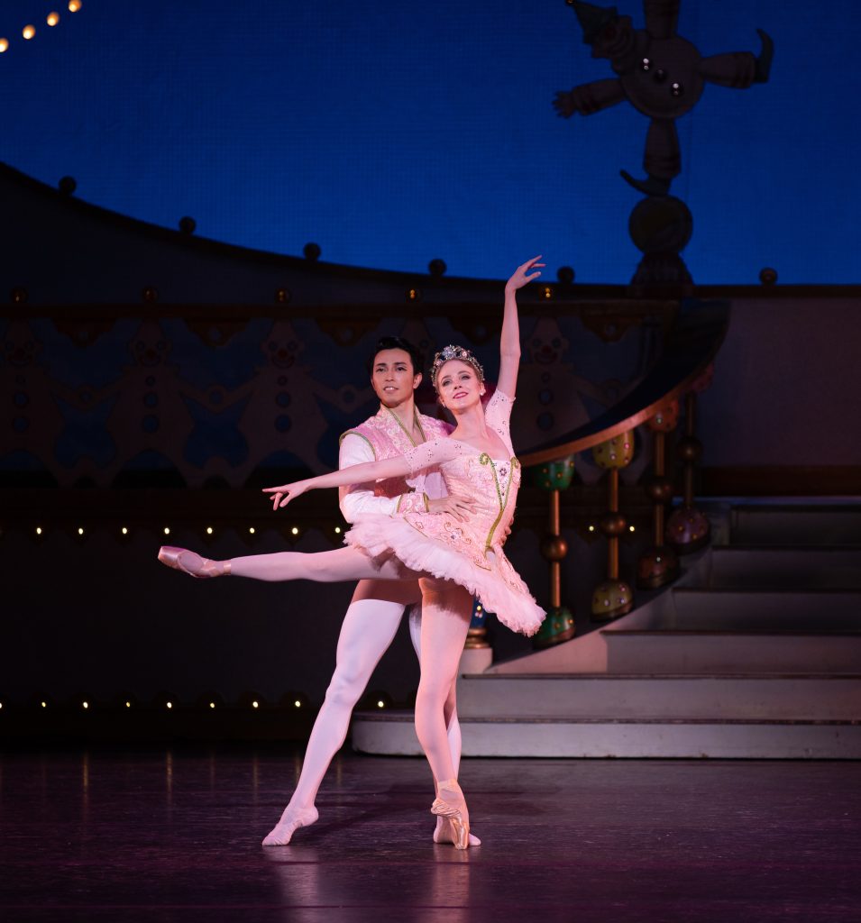 Sugar Plum Fairy dancing with partner in Pittsburgh Ballet Theatre's 'The Nutcracker.' (Photo: Rosalie O'Connor)