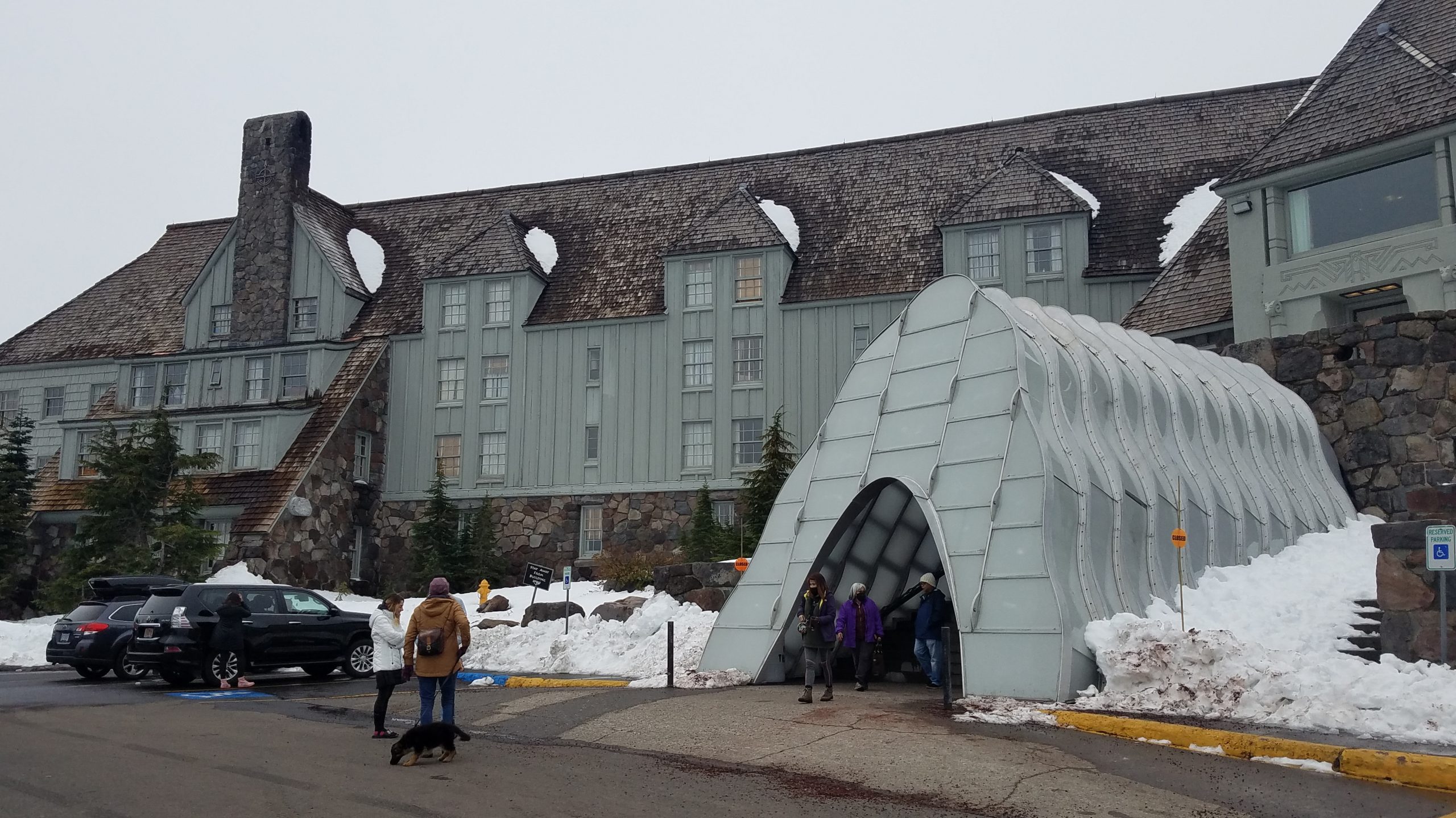 The exterior of the historic Timberline Lodge.