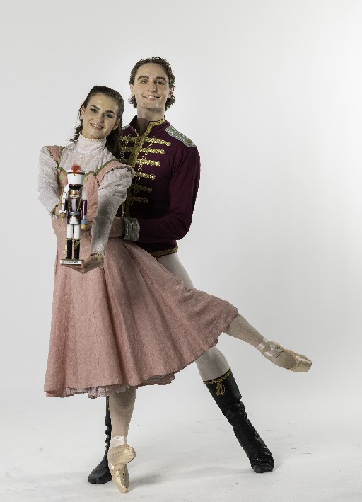 Pittsburgh Ballet Theatre artists Ariana Chernyshev and David O'Matz dance in 'The Nutcracker.' (Photo: Michael Henninger)