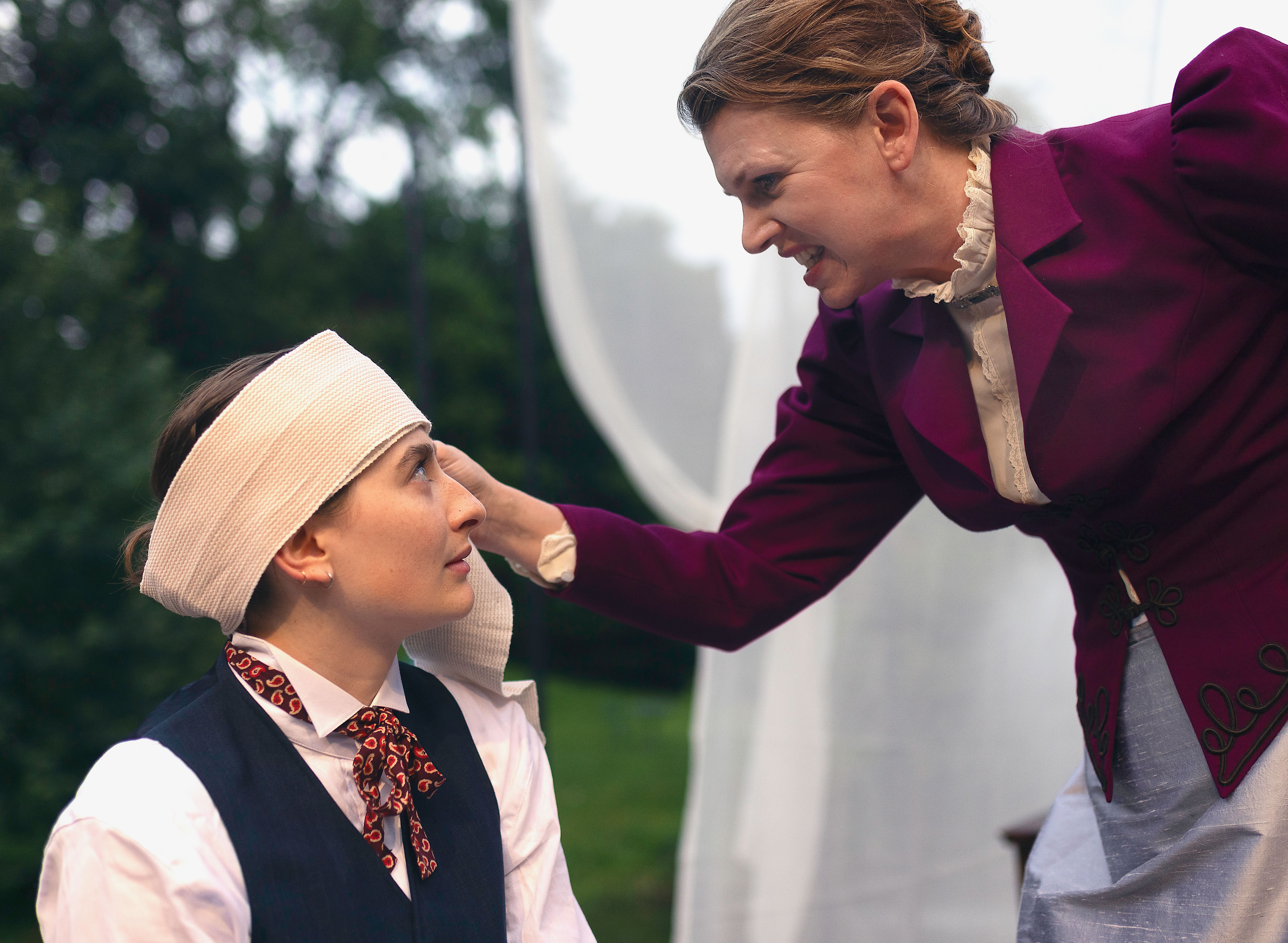 Motherly love: Arkadina (Lisa Velten Smith, R) turns caring and compassionate, sort of, when Constantine (Phoebe Lloyd) sustains a self-inflicted wound. (photo: Jason Snyder)