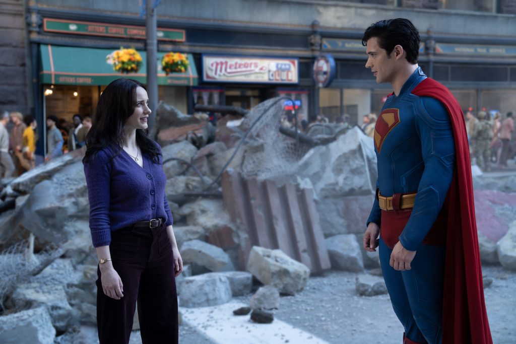 Amidst the urban rubble, Lois Lane (Rachel Brosnahan) smoothly deflates Superman’s (Daniel Cornswet) small-town ego.