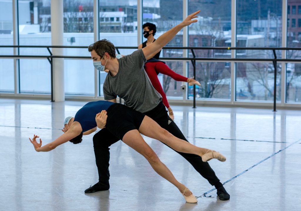 On an icy day, Pittsburgh Ballet Theatre dancers Gabrielle Thurlow and William Moore heat up the studio by rehearsing for Ravel's 'Bolero.' (photo: Nicole Sauter)