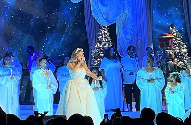 Mariah Carey performing her Merry Christmas to All concert at Scotiabank Arena in Toronto, Canada, in 2022. (Photo: Heartfox and Wikipedia)